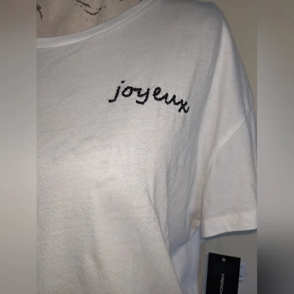 NWT FRENCH CONNECTION White Cotton T Shirt Joyeux SIZE MEDIUM - Picture 3 of 6
